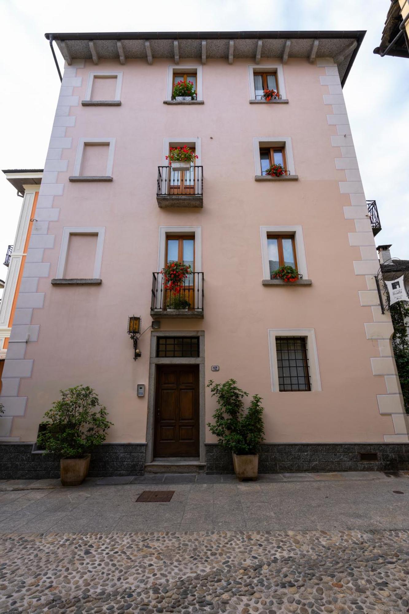 Appartamenti Da Sciolla Domodossola Exterior photo